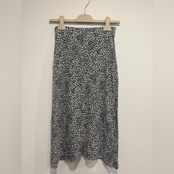 Brandy Melville Black/Blue and Cream Animal Print Skirt - Picture 2 of 9